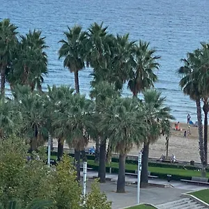 salou-spacieux-appartement-100-m2-vue-sur-mer.top-hotels-tarragona.com/