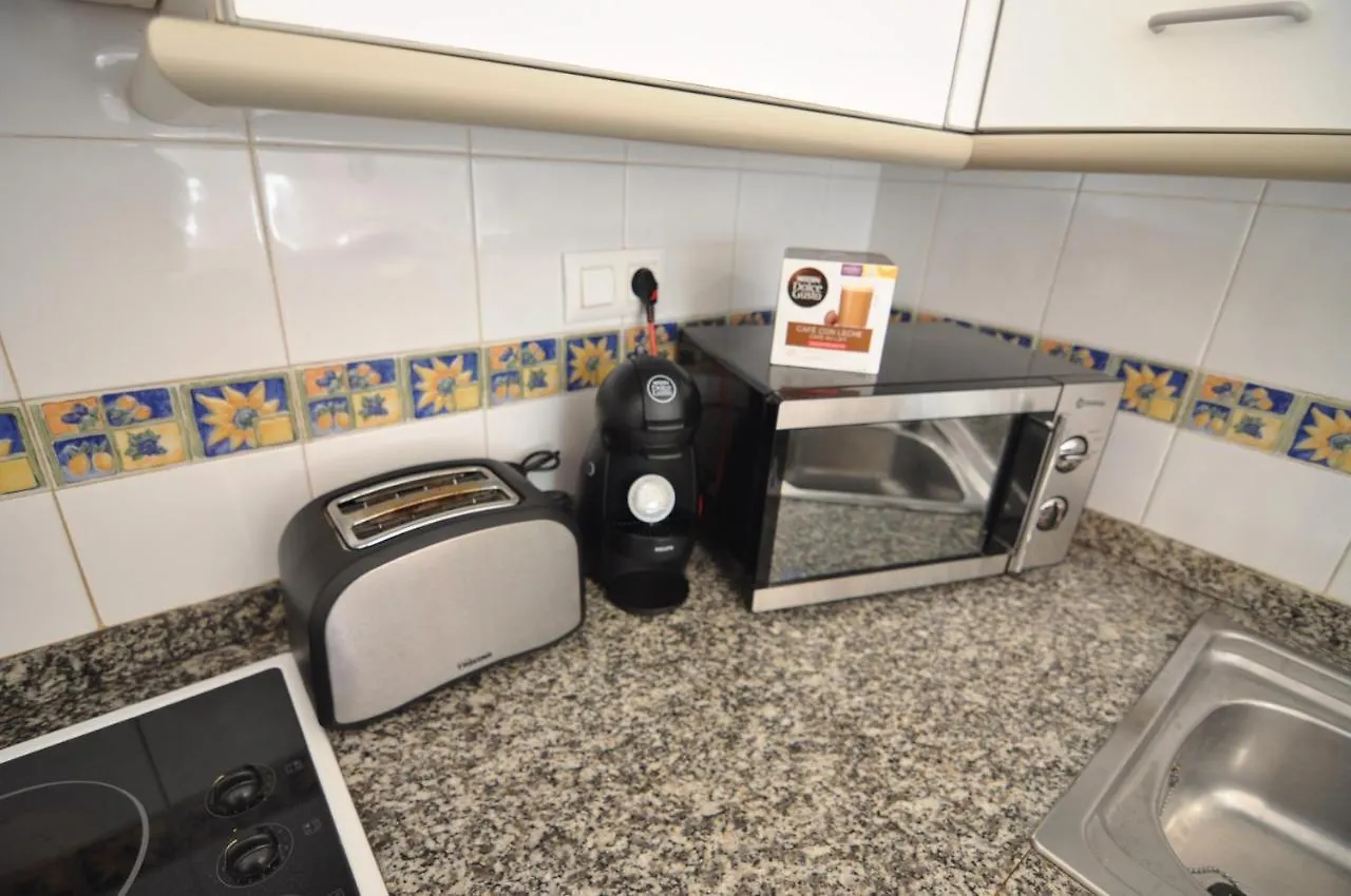 Appartamento RNET - Stella Maris Roses 0*,